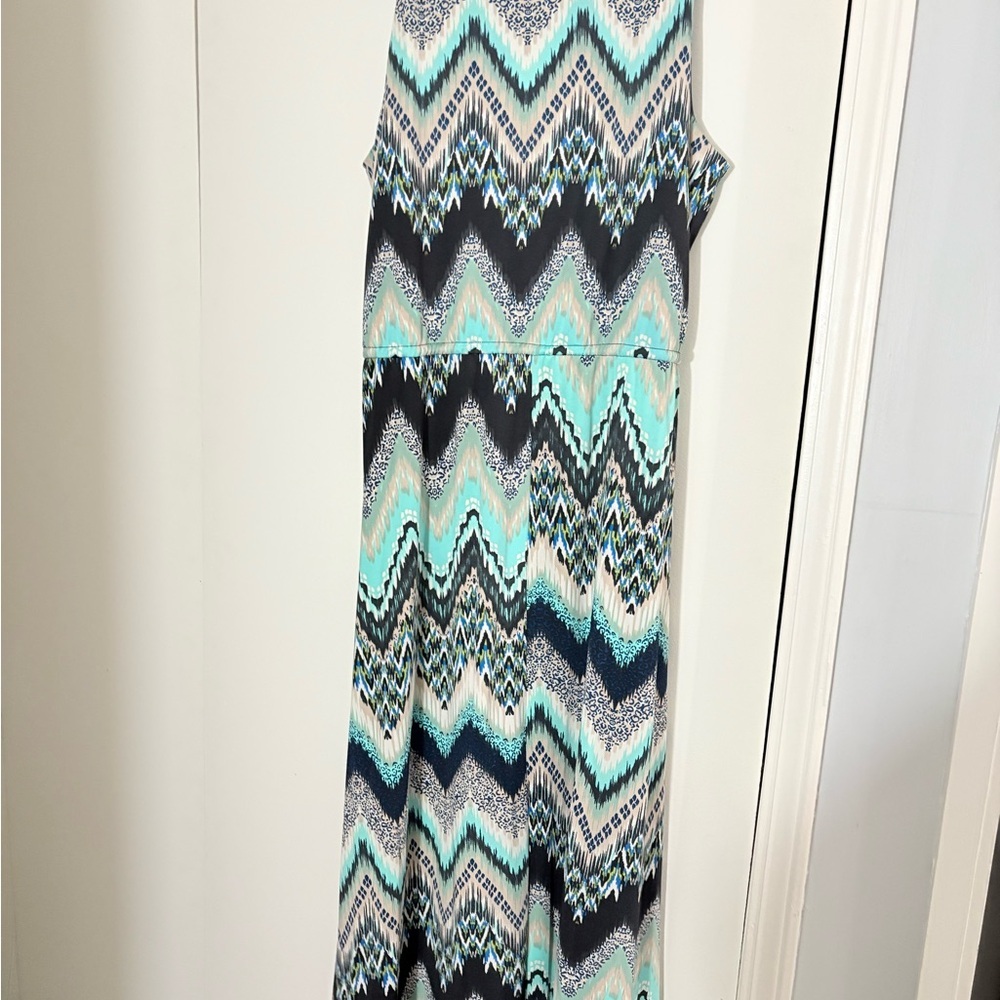 Patterned Sleeveless Long dress - Black and Blue - Picture 3 of 8